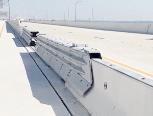safety barrier - managed lane